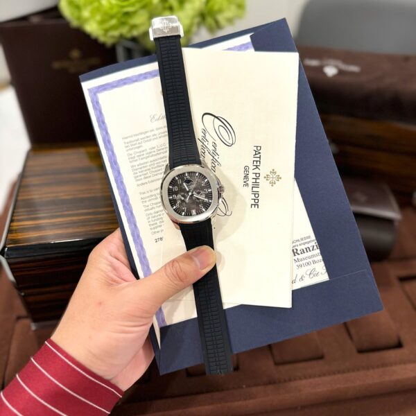 Patek Philippe Aquanaut 5261G Gray Dial Best Replica Watch Automatic Movement 40mm
