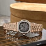 Patek Philippe Nautilus 5724 Super Clone Watch Gold Wrapped Diamond Moissanite 40mm