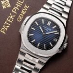 Patek Philippe Super Clone Watch Nautilus 5811 Blue Dial Metal Wire 41mm