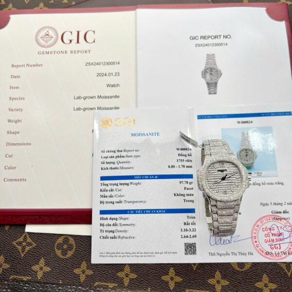 Patek Philippe Nautilus 7118 Best Copies Watch Diamonds Moissanite Hong Kong 35.2mm