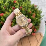 Rolex Day-Date Super Clone Watch Diamond Bezel Champagne Dial 40mm - Image 3