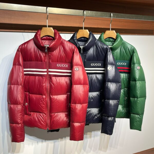 Gucci Men's Down Jacket (Size 39)