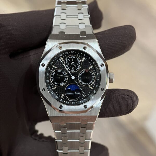 Audemars Piguet Replica Watch Royal Oak 26574ST Black Dial 41mm