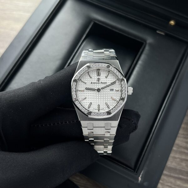 Audemars Piguet Replica Watch Royal Oak Womens White Dial 34mm