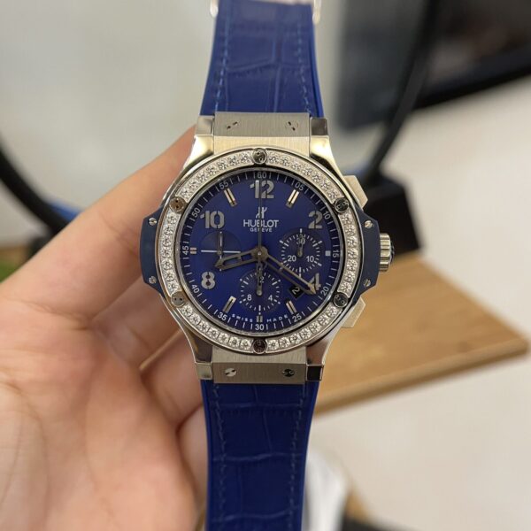 Hublot Big Bang Men’s Replica Watch Blue With Diamond Bezel 44mm