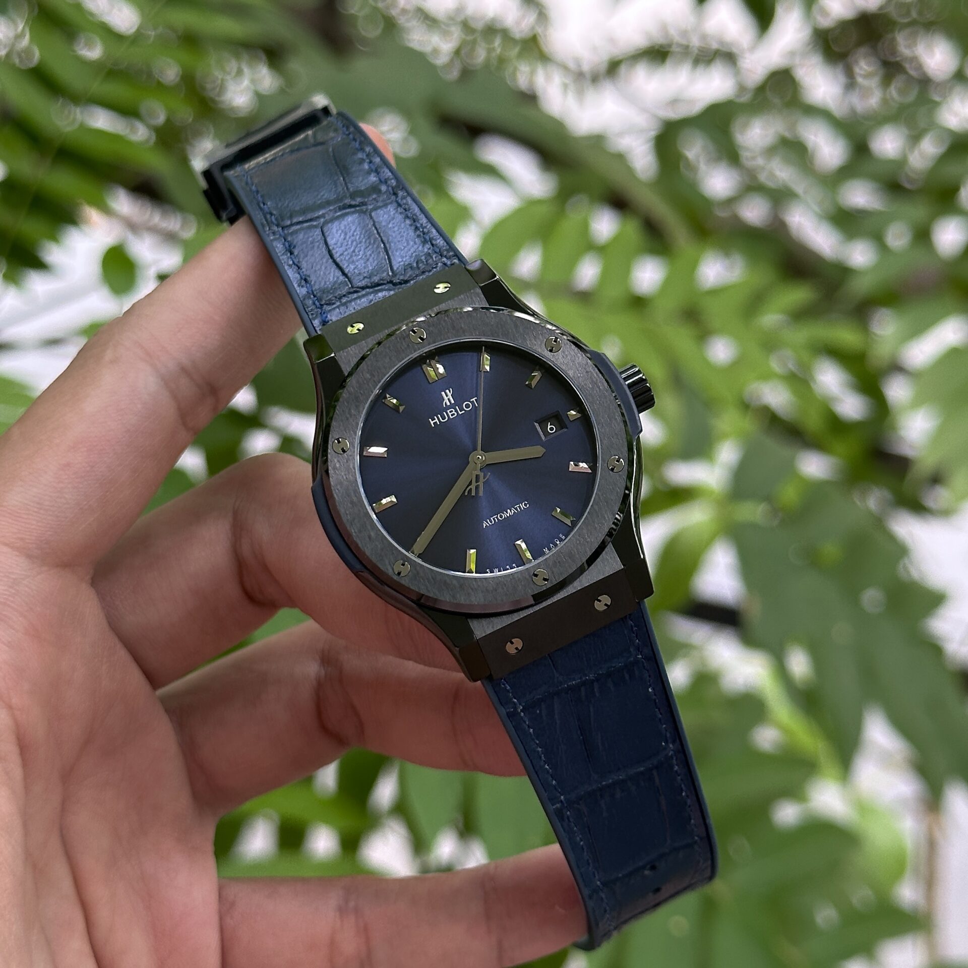 Dong-Ho-Hublot-Classic-Fusion-Ceramic-Mau-Xanh-Duong-JJZ-42mm-2-1 Hublot Classic Fusion Ceramic Blue Best Replica Watch JJZ 42mm - Image 1