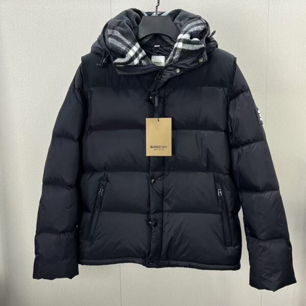 Burberry Men's Down Jacket Size 46 – Classic Puffer