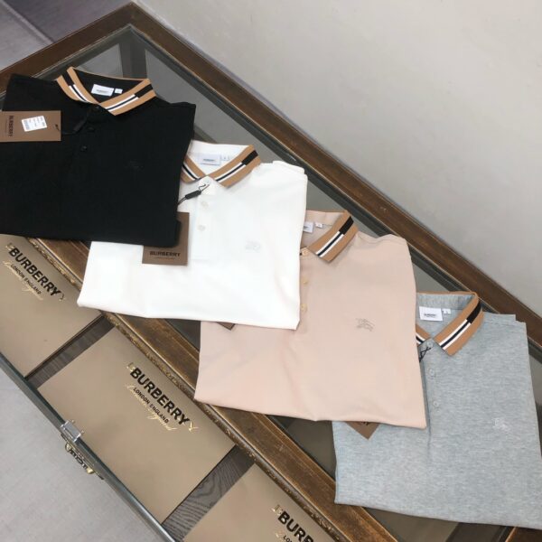 Burberry New Arrival Lapel T-Shirt 32