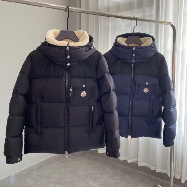 Moncler Men's Down Jacket (Size 18)