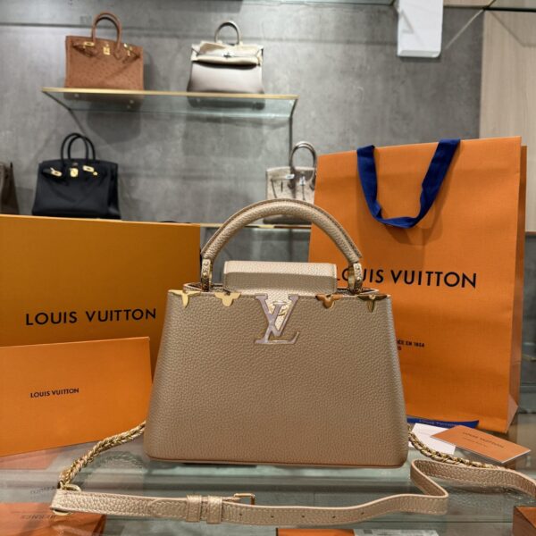 Louis Vuitton LV Capucines Taurillon Leather Bag Like Auth 27cm