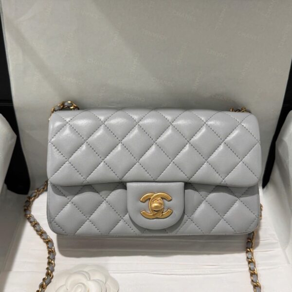 Chanel Classic Bell Rep 11 High-end Women's Genuine Leather Gray 20cm Handbag