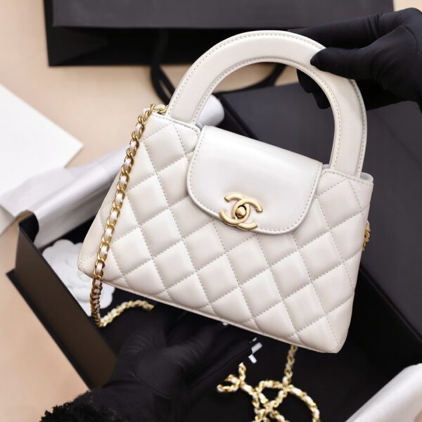 Chanel Kelly Replica 11 Women's White Handbag with Gold Lock 19x13x7cm