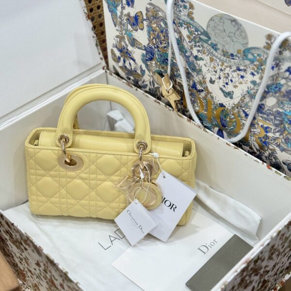 Dior Lady D-Joy Rep 1:1 High-end Women's Yellow Bag 22cm