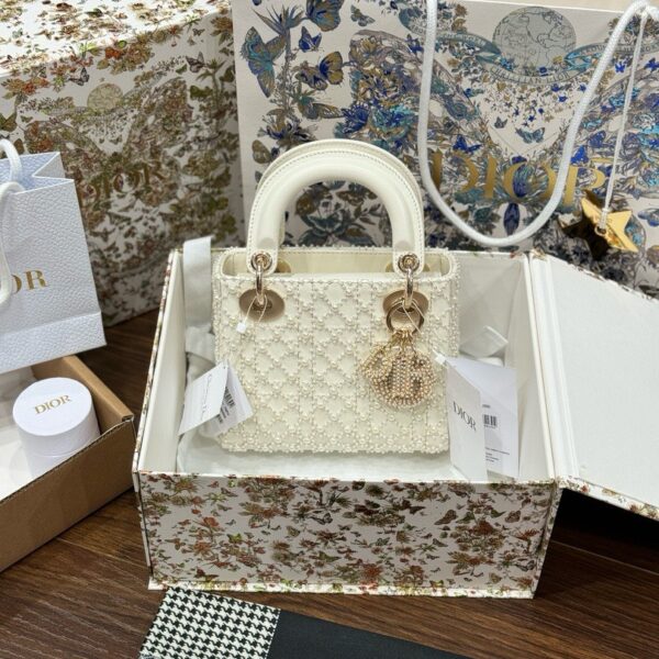 Dior Lady White Pearl Embellished Women's Handbag Like Auth 17cm