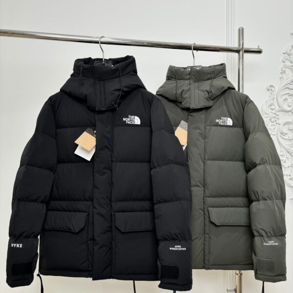 The North Face Men's Down Jacket (Size 28)