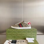 Gucci Classic Ace Series Embroidered Little Bee White Shoes - Image 8