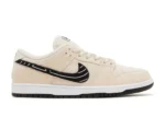 Nike SB Dunk Low "Albino & Preto"