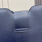 Gucci Medium Bucket Shoulder Bag - Image 6