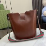 Gucci Medium Bucket Shoulder Bag - Image 3