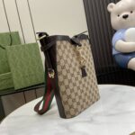 Gucci Medium Bucket Shoulder Bag - Image 2