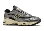 New Balance 1000 – Silver Metallic - Image 2