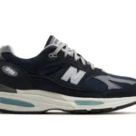 New Balance 991v2 MiUK "Dark Navy" Sneakers