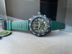 Breitling Endurance pro OGF 44mm Army green dial green Rubber Strap quartz movement - Image 6