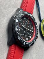 Breitling Endurance pro OGF 44mm Black dial Red Rubber Strap quartz movement - Image 5