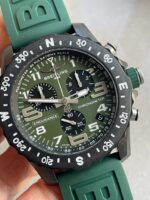 Breitling Endurance pro OGF 44mm Army green dial green Rubber Strap quartz movement - Image 2
