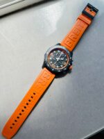Breitling Endurance pro OGF 44mm Black dial orange Rubber Strap quartz movement - Image 2