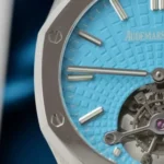 Audemars Piguet Royal Oak Flying Tourbillon 41mm with Tiffany Blue Dial - Image 3