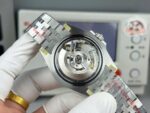 Rolex GMT-Master II Red Dial Calibre 3285 Movement 40mm - Image 8